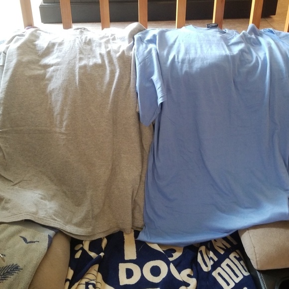 4 Tee Shirts! - Picture 4 of 7